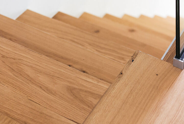 Foto einer maßgefertigten Holztreppe, CloseUp