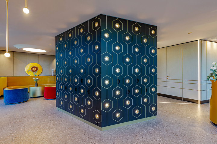 Innenaufnahme, Architektur, Interiorfotografie, Fegg Augenoptik, Ladengeschäft, Design