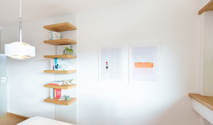 Praxisraum Naturheilkundepraxis, Praxisfoto, Praxis Innenraum, Praxis Heilpraktikerin, Vitalraum, Regal, Wanddekoration