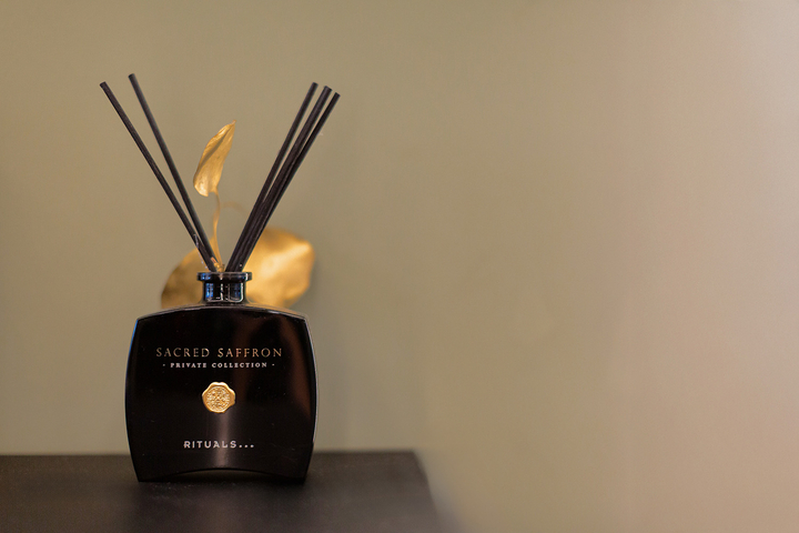 Innenaufnahme, Interiorfotografie, Fegg Augenoptik, Ladengeschäft, Designelement, Raumduft